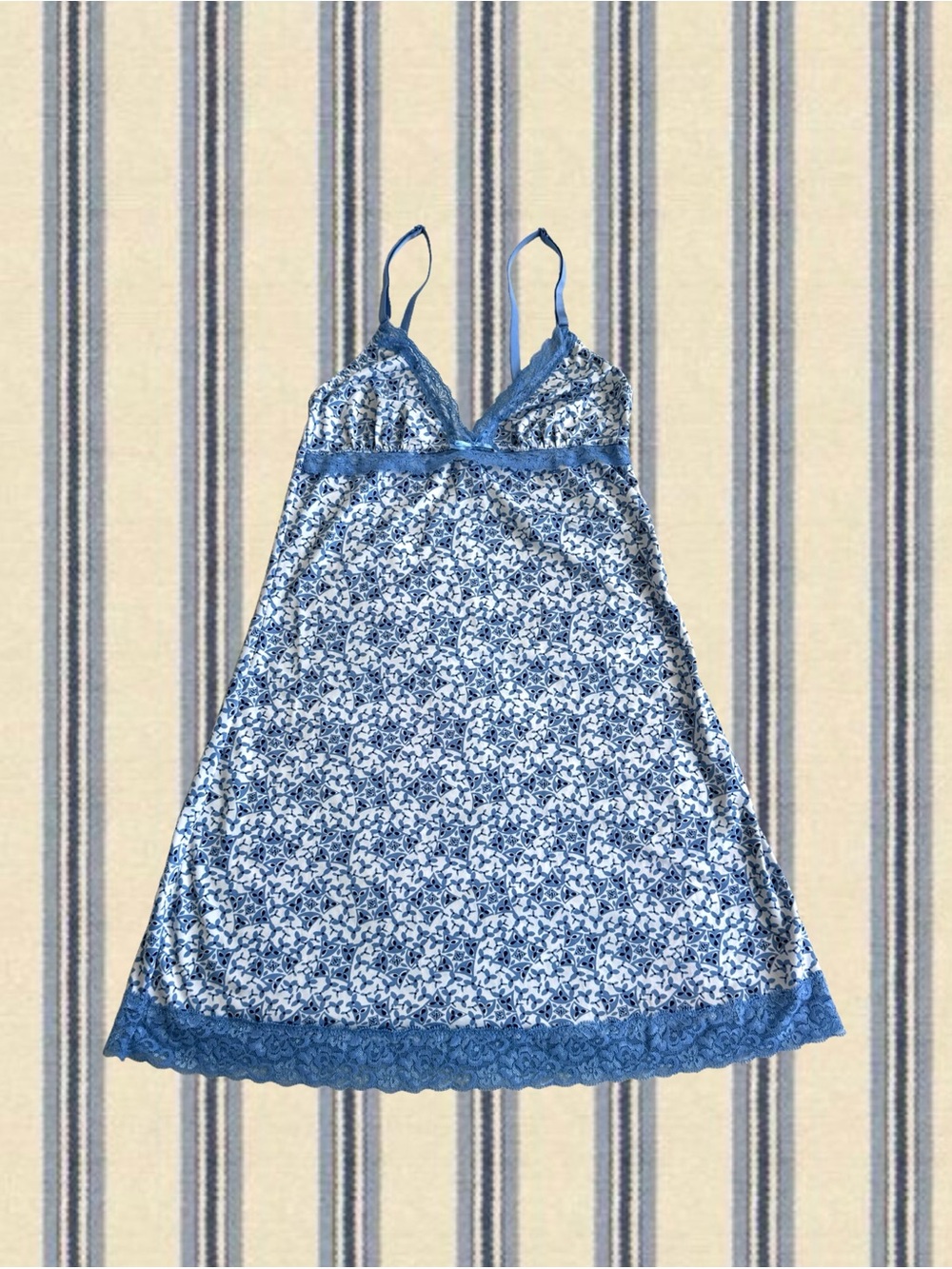 Izod Blue Floral Lace-Trim Chemise